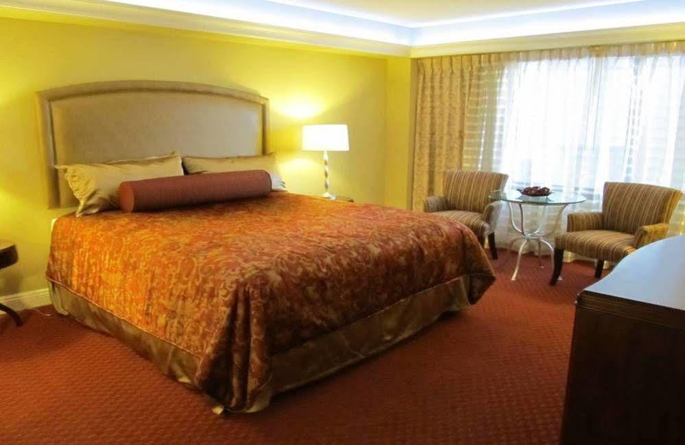 Suites At Jockey Club Las Vegas Exteriör bild